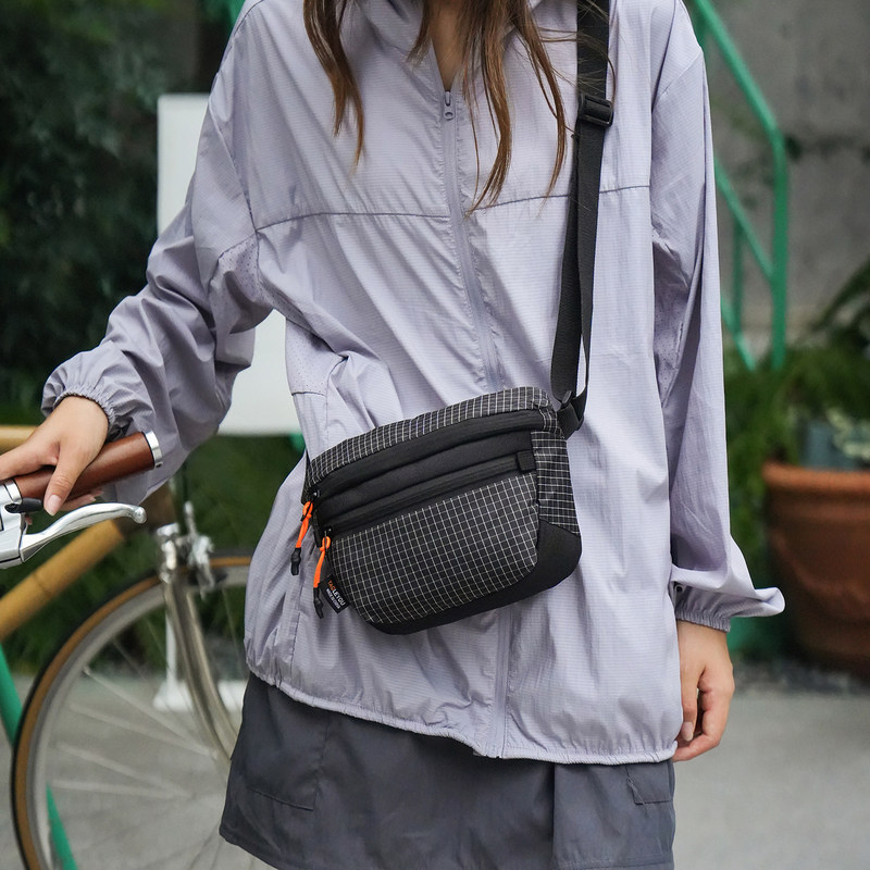 Borsa a tracolla insTrendy per - Cycling Commute Backpack recensione e prezzo